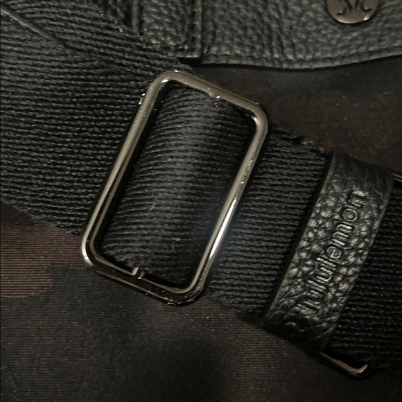 Lululemon Now and Always Tote mini - Picture 5 of 8